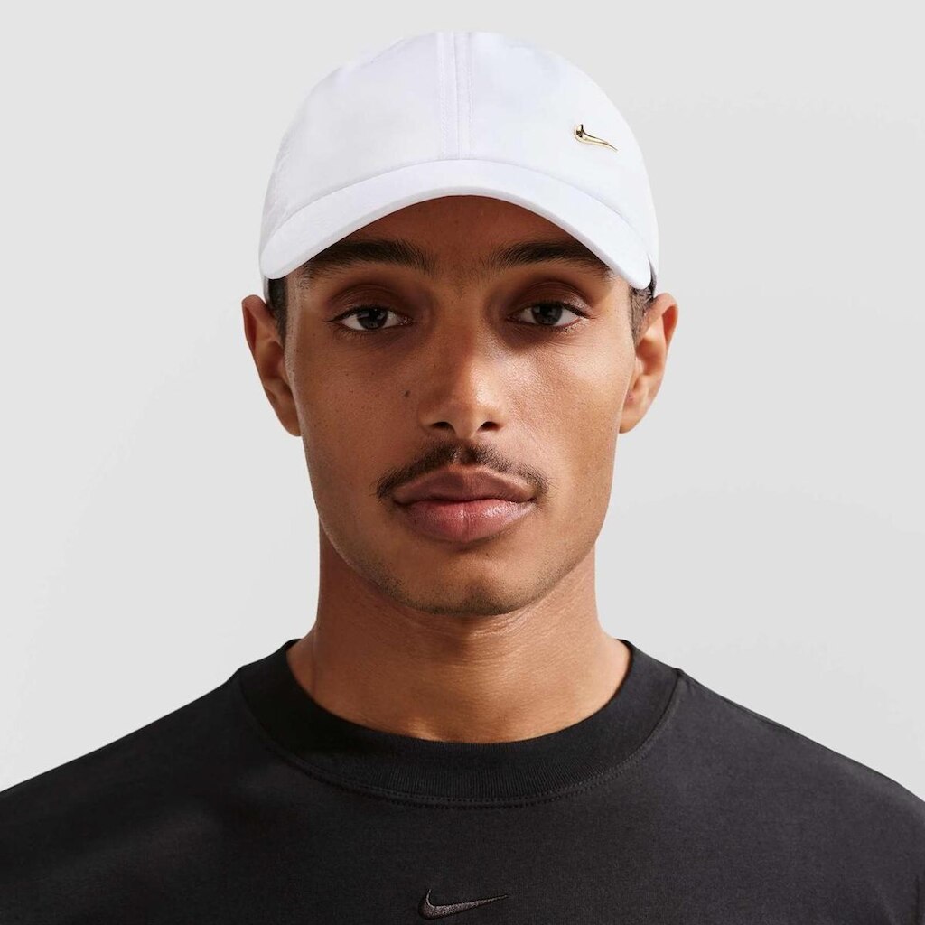 Boné Nike Club Aba Curva Metal Swoosh