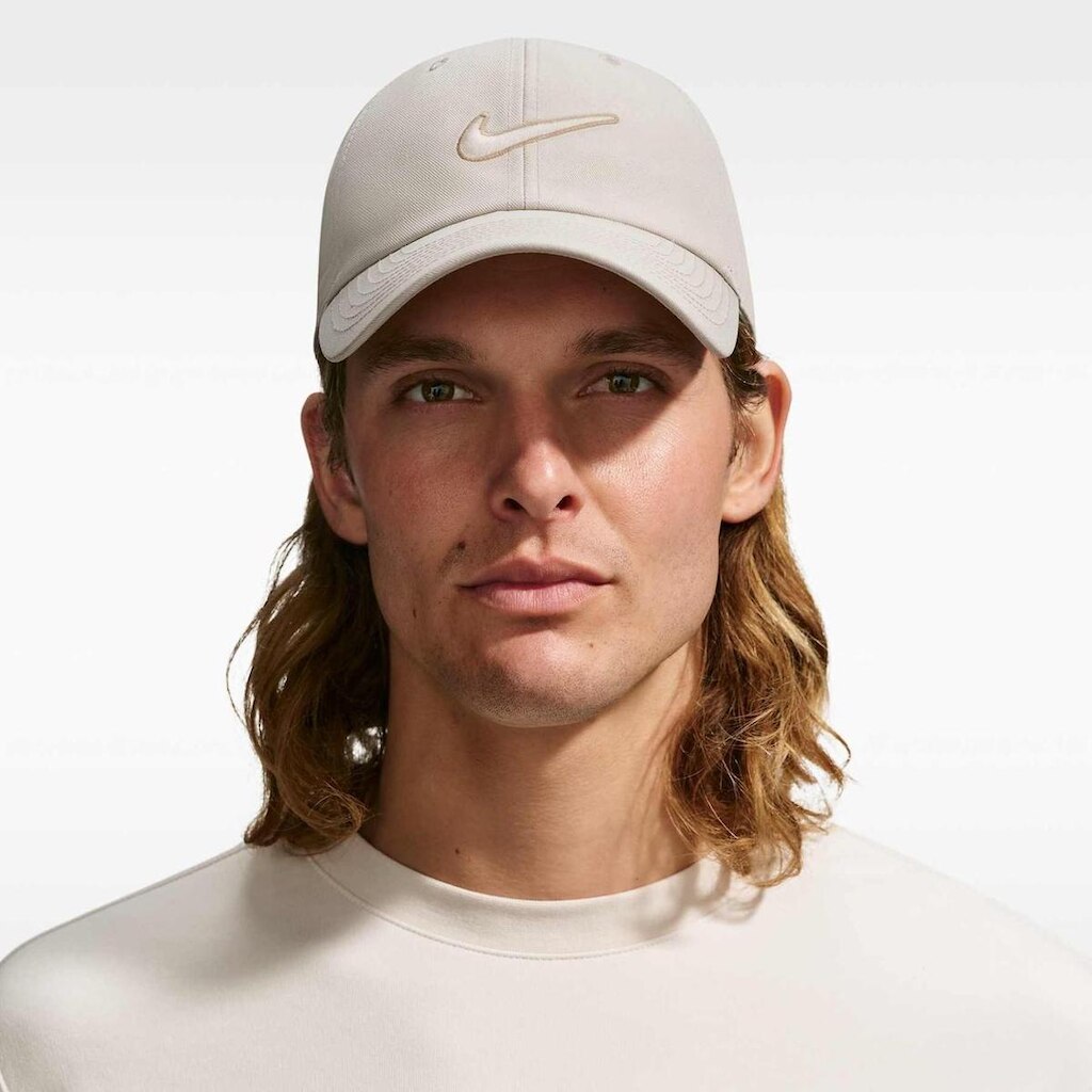 Boné Nike Club Swoosh