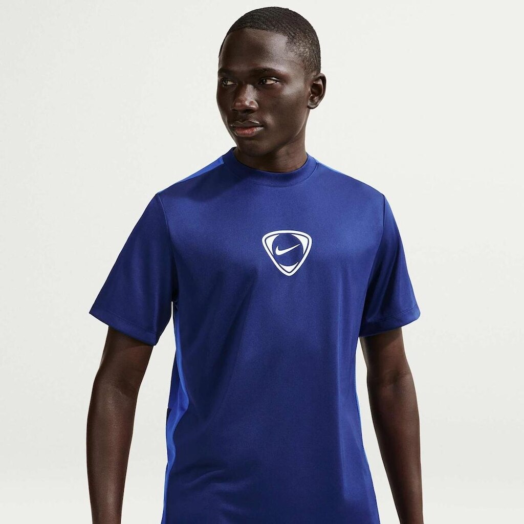 Camiseta Dri-FIT Nike Academy+ Masculina