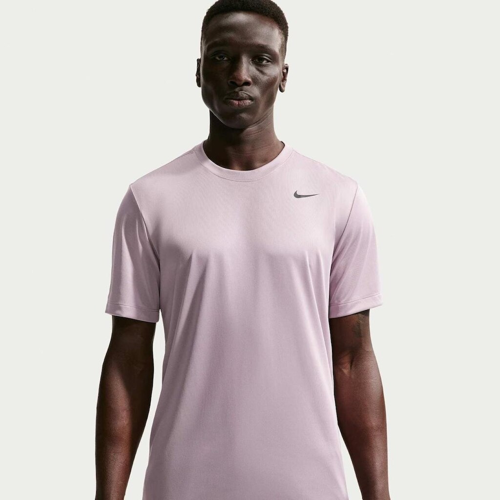 Camiseta Nike Dri-FIT Legend Masculina