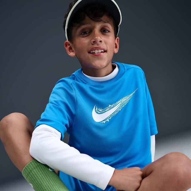 Camiseta Nike Dri-FIT Multi Infantil