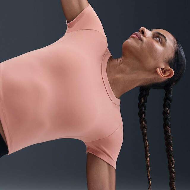 Camiseta Nike Dri-FIT One Cropped Feminina