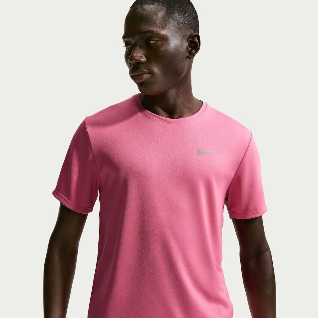 Camiseta Nike Dri-FIT UV Miller Masculina
