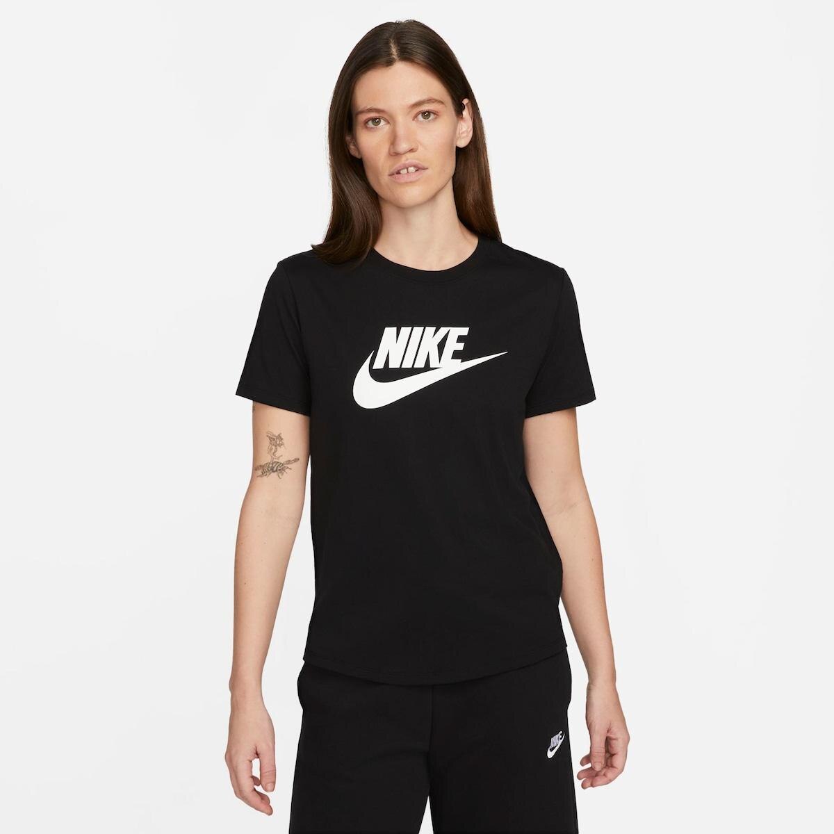Camiseta Nike Sportswear Essentials Feminina | Shop Vasco
