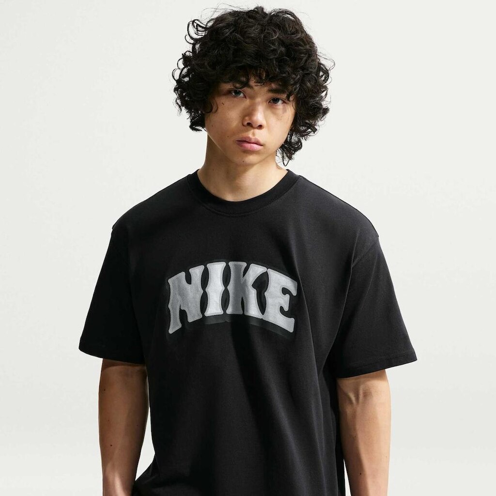 Camiseta Nike Sportswear Loose Basketball Dunk Unissex