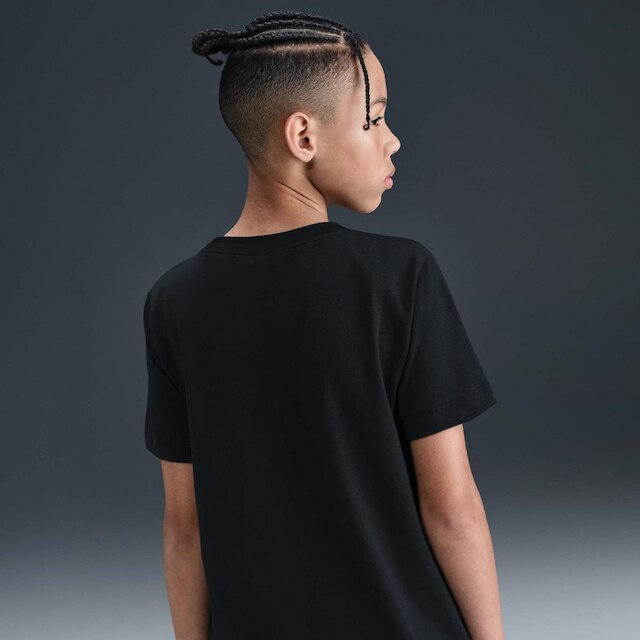 Camiseta Nike Sportswear Shiba Infantil