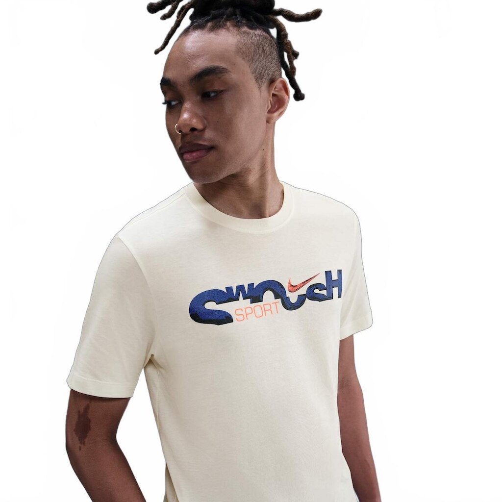 Camiseta Nike Sportswear Swoosh Masculina