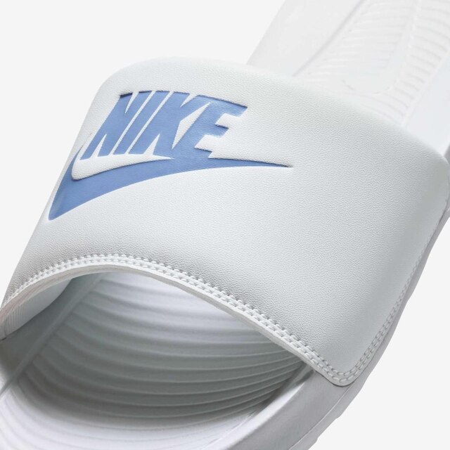 Chinelo Nike Victori One Feminino