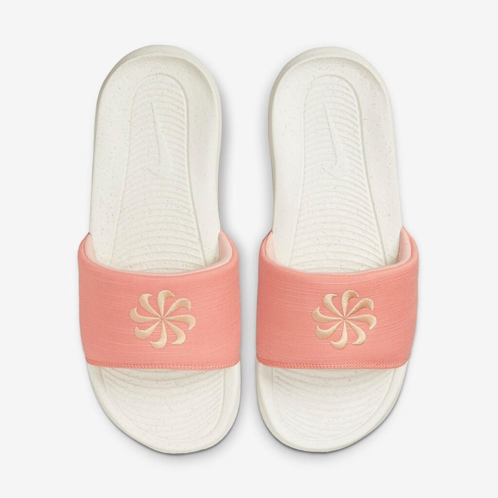 Chinelo Nike Victori One Next Nature Feminino