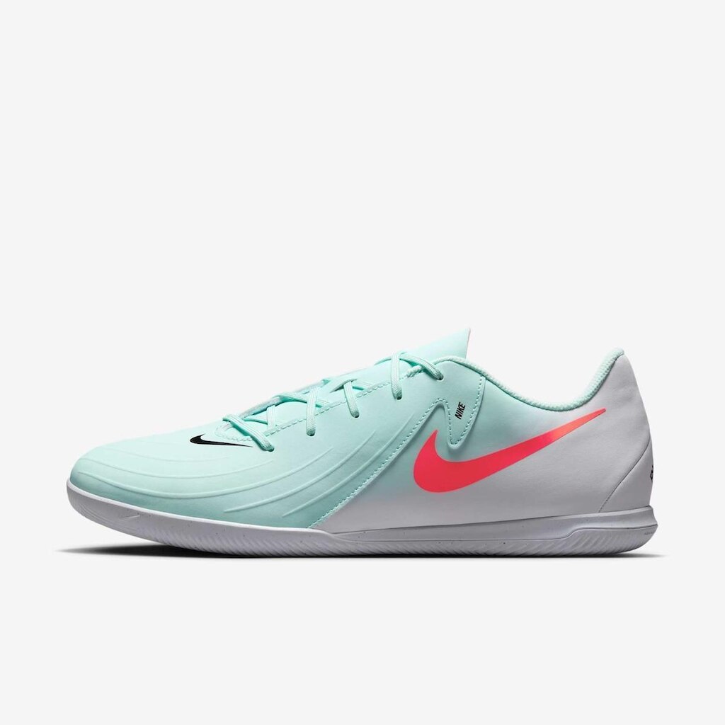 Chuteira Nike Phantom GX II Club Futsal