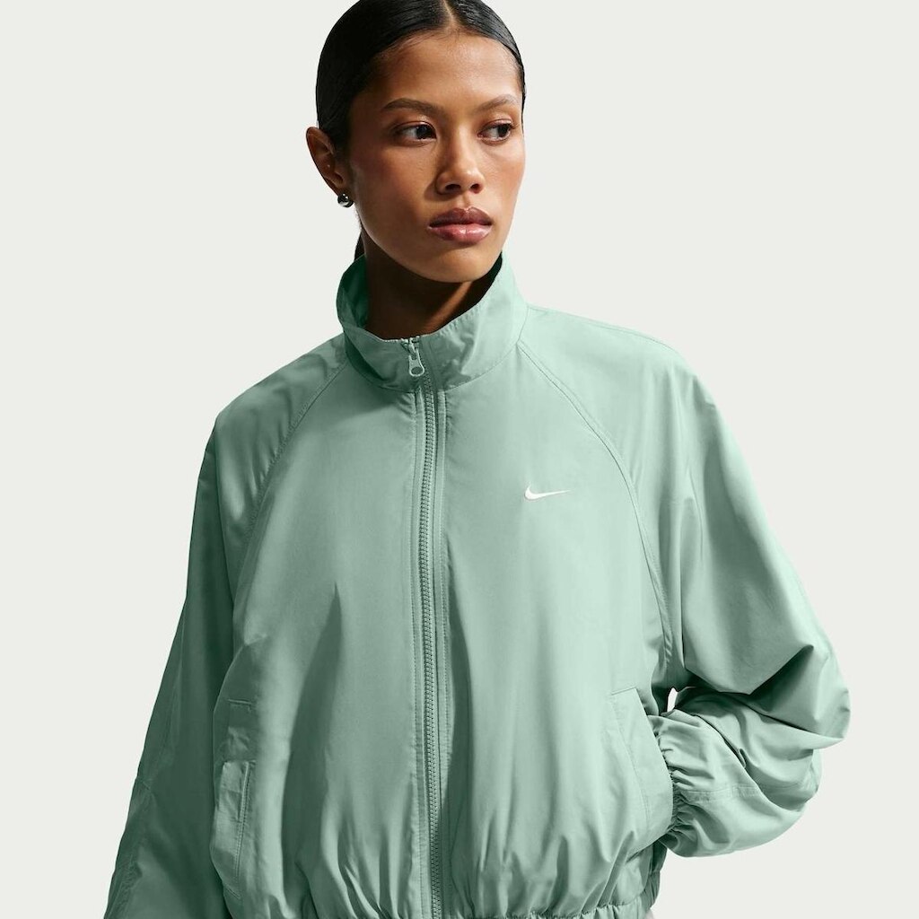 Jaqueta Nike Sportswear Classic Feminina