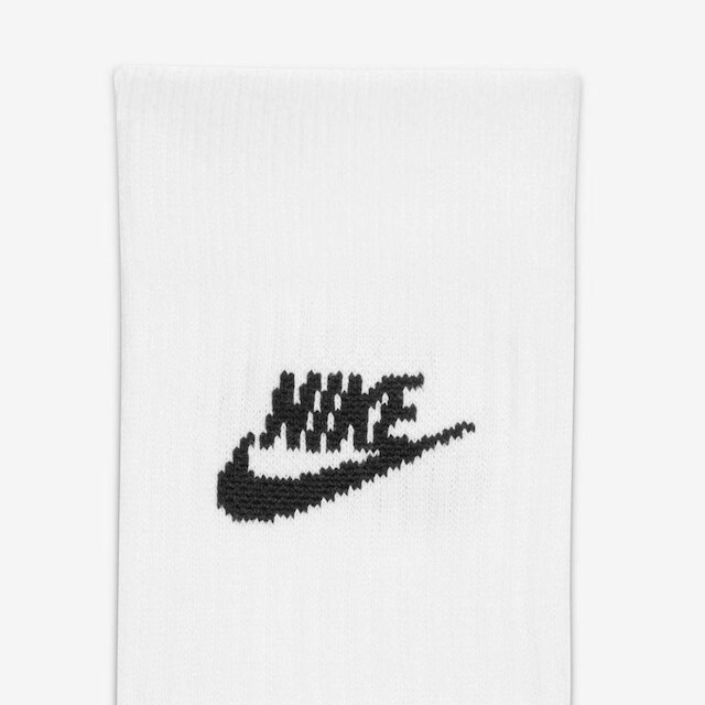 Kit Meia Cano Alto Nike Sportswear Everyday Essential c/ 3 Pares