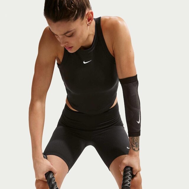 Regata Nike Dri-FIT One Cropped Feminina