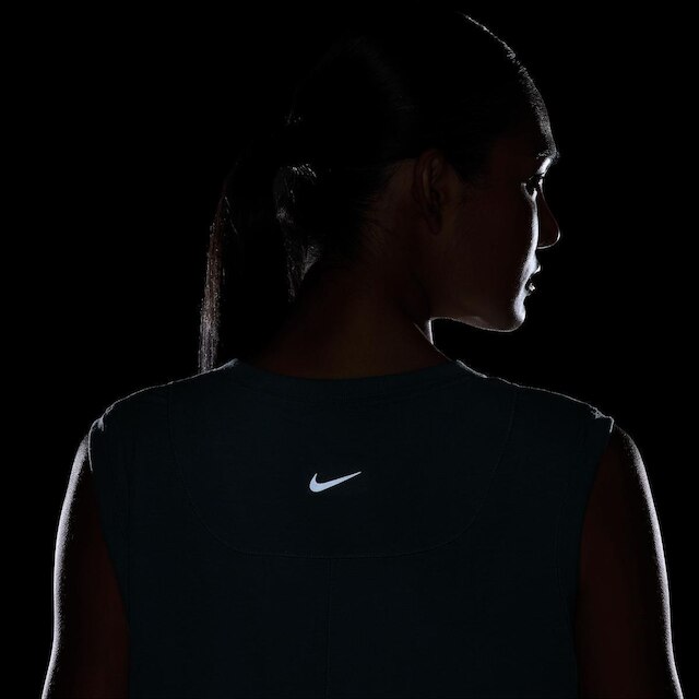 Regata Nike Dri-FIT One Feminina