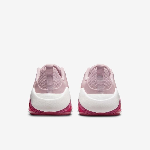Tênis Nike Air Zoom Bella 7 Feminino