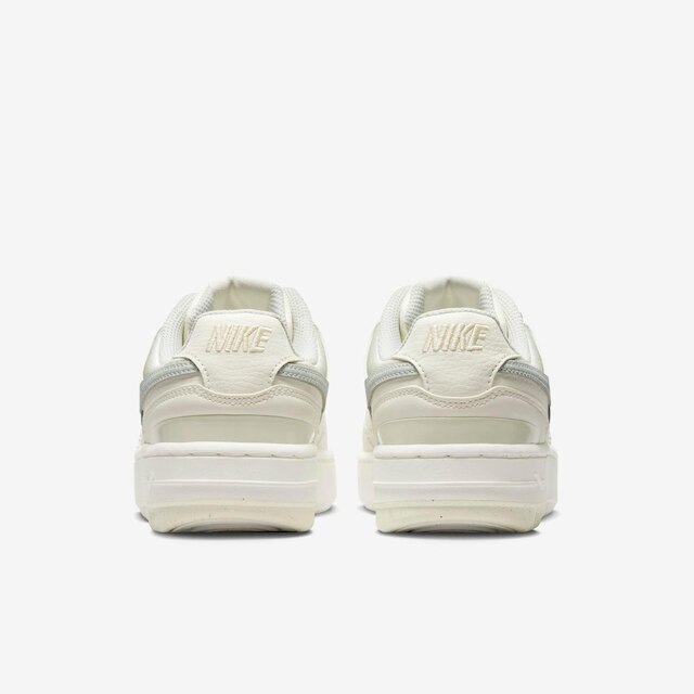 Tênis Nike Gamma Force Feminino