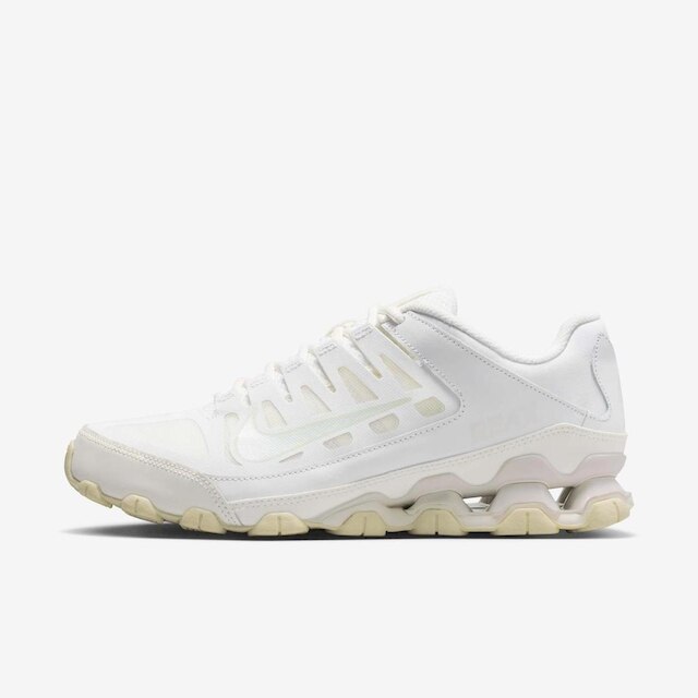 Tênis Nike Reax 8 TR Feminino