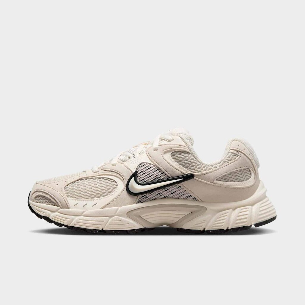 Tênis Nike V5 Runner Feminino