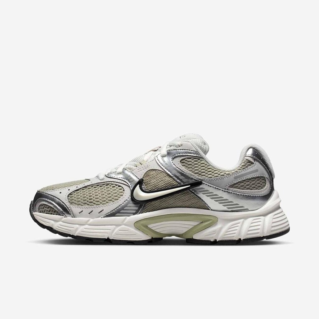 Tênis Nike V5 Runner Feminino